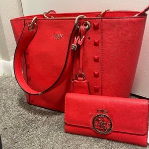 Guess purse